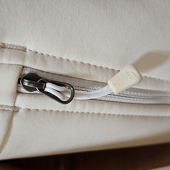 38. The North Face Jacket - Picture 12 of 13